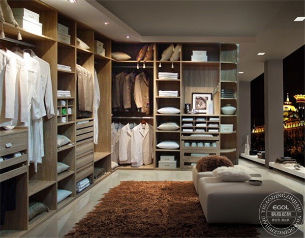 定制衣柜空間擴(kuò)展有哪些技巧?