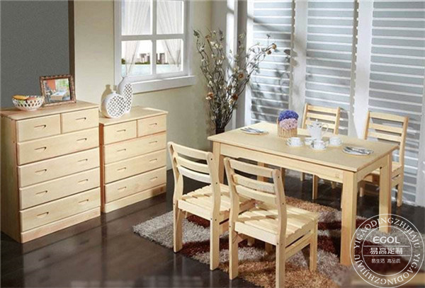 松木家具的價格是多少？