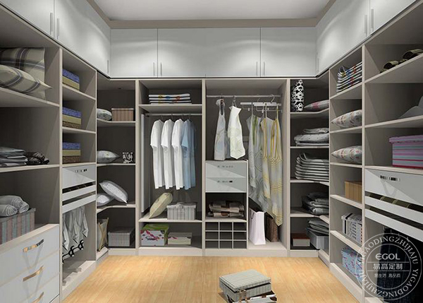  定制衣柜的好處有哪些？